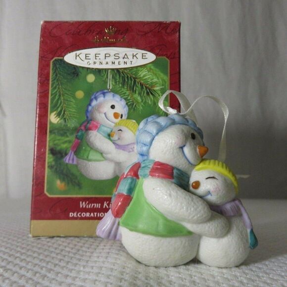2000 Hallmark Warm Kindness Ornament Hugging Snowmen - Picture 2 of 6